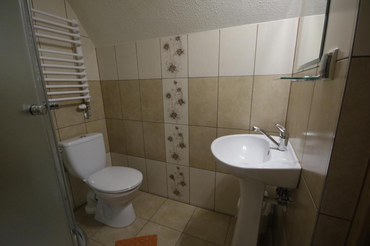 Pokoje Goscinne Staszelowka Ciche Małe Exterior foto